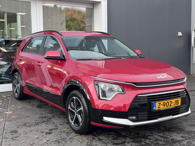 KIA Niro 1.6 GDi Hybrid DynamicLine Trekhaak | Navigatie | Climate controle | Adaptieve Cruise control | Hoge instap | Achteruitrijcamera