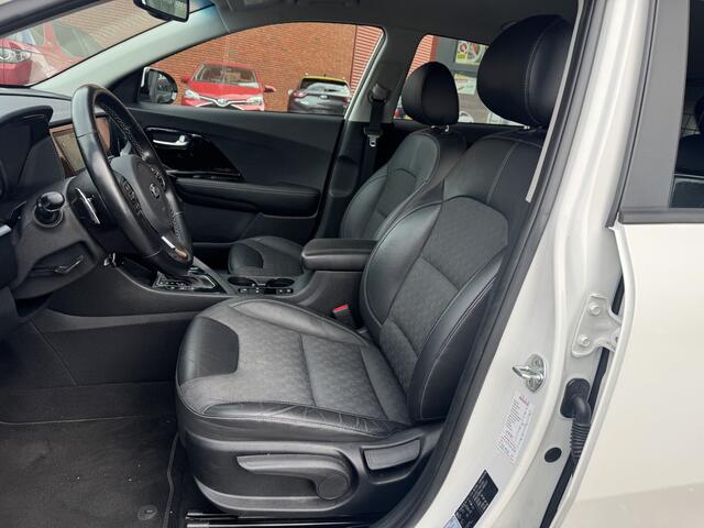 KIA Niro 1.6 GDi PHEV DynamicLine // LED // APPLE CARPLAY / ANDROID AUTO // PDC V+A // CAMERA // ADAPTIV CRUISE // STOEL + STUURWIELVERWARMING