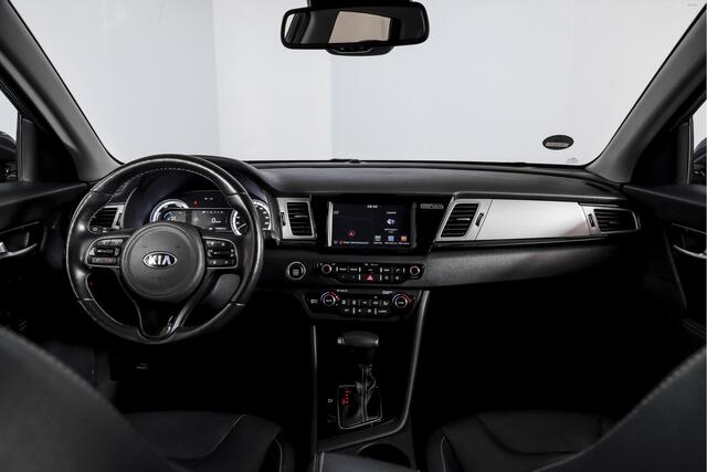KIA Niro 1.6 GDi Hybrid 105 PK ExecutiveLine - Automaat | Adapt. Cruise | Stuur-+stoelverw. + Ventilatie | Elek. Stoel | PDC | Camera | NAV + App. Connect | ECC | Afn. Trekhaak | LM 18" |