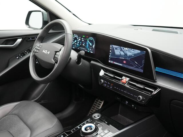 KIA Niro 1.6 GDi ExecutiveLine Plug In Hybrid 182pk Dealer O.H. PHEV | Schuif-/Kanteldak | Head Up | Adaptive Cruise | Camera | Lederen Sportstoelen Memory & Ventilatie | Harman & Kardon | Stoel & Stuur Verwarmd | Apple Carplay