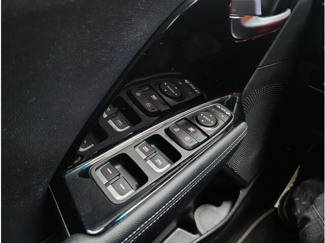 KIA Niro 1.6 GDi Hybrid DynamicPlusLine Leder | Stoel + Stuurverwarming | Keyless | Navi | Camera.