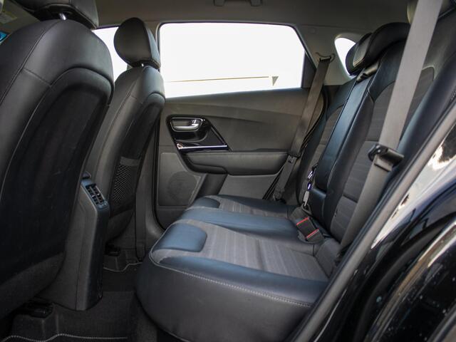 KIA Niro 1.6 GDi Hybrid DynamicLine | Trekhaak afneembaar | Navigatie | Achteruitrijcamera |