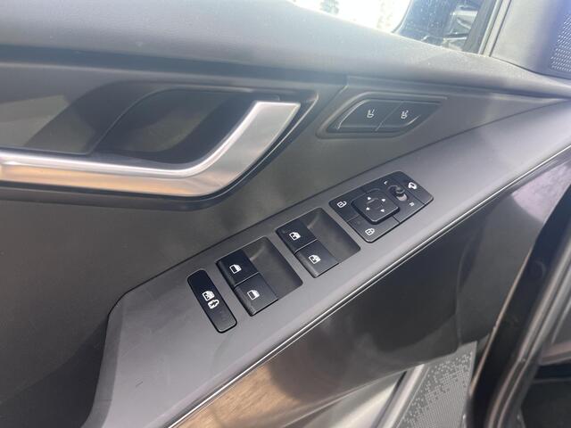 KIA Niro 1.6 GDi Hybrid ExecutiveLine Trekhaak|Harman Kardon|Lmv|Schuifdak|Led