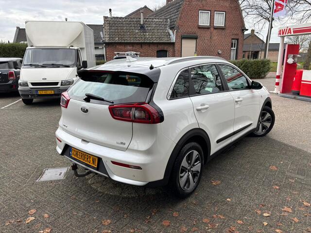 KIA Niro 1.6 GDi Hybrid BusinessLine,Navi,Trekhaak,1 jaar garantie