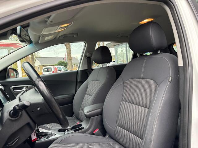 KIA Niro 1.6 GDi Hybrid BusinessLine,Navi,Trekhaak,1 jaar garantie