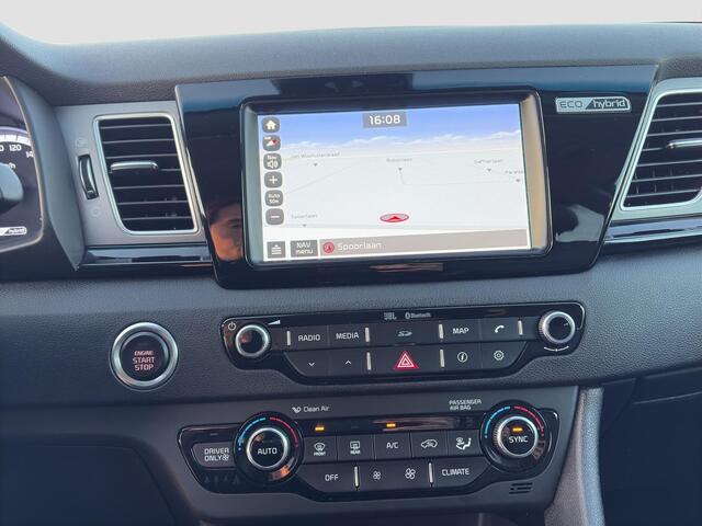 KIA Niro 1.6 GDi Hybrid BusinessLine Automaat | Elektrische Geheugenstoelen | Leder | Camera | Cruise | Sensoren | Stoelverwaming & Verkoeling |