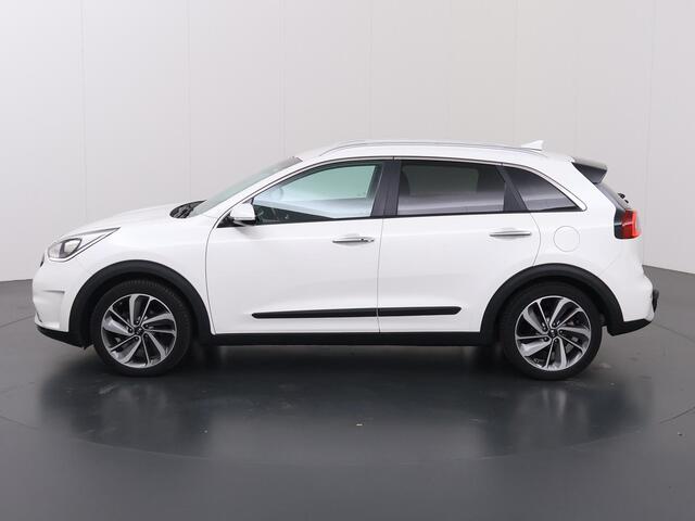 KIA Niro 1.6 GDi Hybrid ExecutiveLine | Trekhaak | Lederen Bekleding | Dodehoekdetectie | Stoel/Stuurwielverwarming | Elektrisch bedienbare bestuurdersstoel
