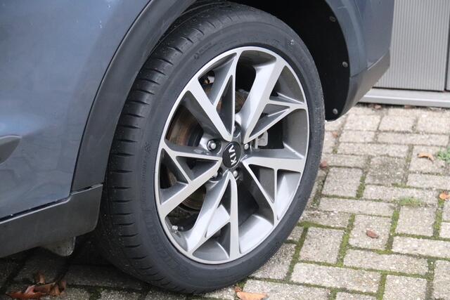 KIA Niro 1.6 GDi Hybrid DynamicLine Camera, Cruise