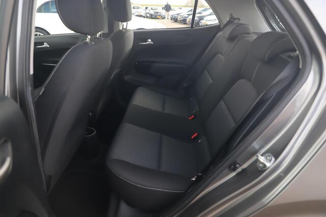 KIA PICANTO 1.0 DPi DynamicLine Carplay Android Navigatie Achteruitrijcamera 14 inch LMV Airco Elektrische Ramen