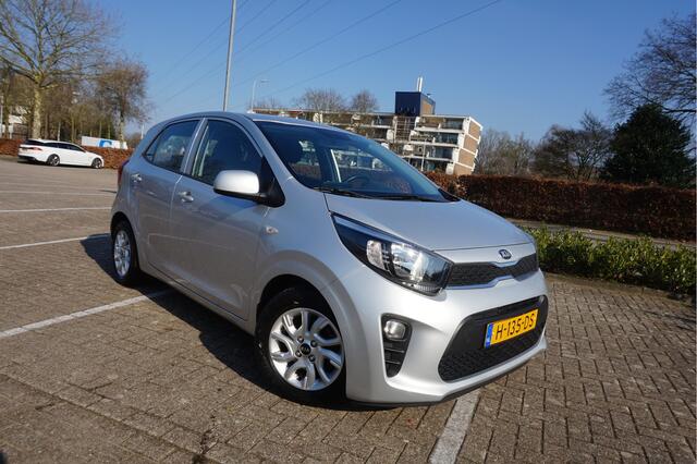 KIA PICANTO 1.0 CVVT DynamicLine cruise/camera 5pers.