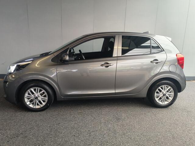 KIA PICANTO 1.0 DPi DynamicLine uit 2023 Rijklaar + Fabrieksgarantie tot 03-2030 Henk Jongen Auto's in Helmond, al 50 jaar service zoals 't hoort!