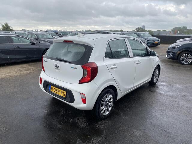 KIA PICANTO 1.0 MPi Dynamicline Navigatie, Cruise control, Airoconditioning, achteruitrij camera, Apple Carplay/Android Auto, cruise control, Nieuw geleverd en dealeronderhouden