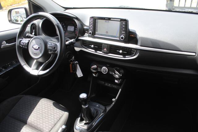KIA PICANTO 1.0 MPi DynamicPlusLine Navigatie/Airco/Cruise control/Achteruitrijcamera/Apple carplay/Multifunctioneel stuurwiel/Elektrische ramen/Elektrisch verstelbare spiegels.