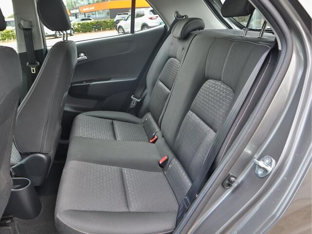 KIA PICANTO 1.0 DPi DynamicLine | Navigatie | Camera | Airco | Cruise Control | LED | Bluetooth | Tot 10Jr. Kia-Garantie |