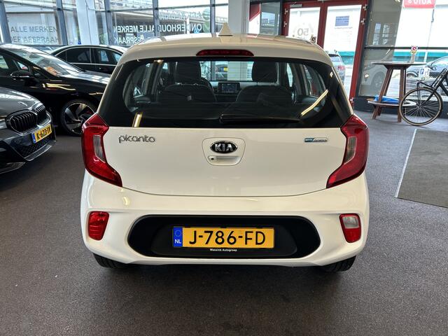 KIA PICANTO 1.0 MPi DynamicPlusLine Navigatie / Apple car play / Licht metalen velgen / Achteruitrijcamera / Cruise control / Bluetooth / Verwarmbare buitenspiegels