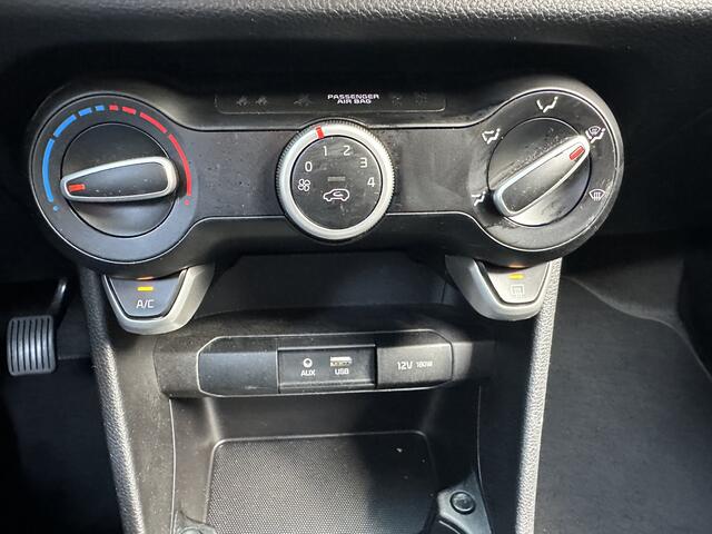 KIA PICANTO 1.0 CVVT ComfortLine Airco . 4 elc ramen .elc spiegels . cv op afstand. Orginelen km stand is 44047 km aan toon baar .