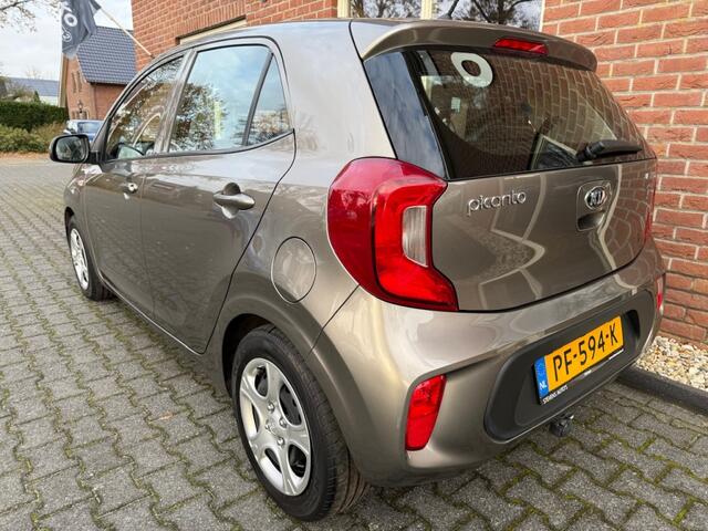 KIA PICANTO 1.0 CVVT ComfortLine AFN.TREKHAAK / NIEUWE APK / AIRCO / INCL GA