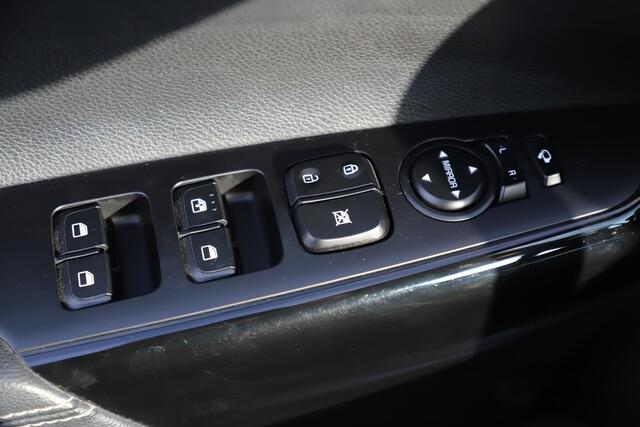 KIA PICANTO 1.0 CVVT Design Edition Leder Navigatie Achteruitrijcamera Carplay Android Climate Cruise Control 16 inch LMV