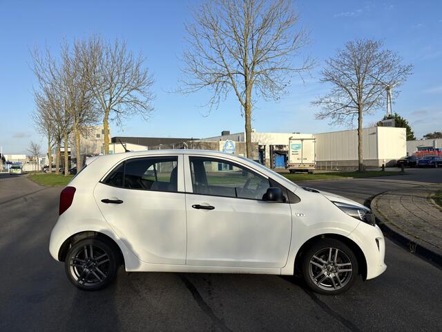 KIA PICANTO 1.0i CVVT EconomyLine 5-Deurs 67 PK. Zuinige en zeer betrouwbare auto !!!
