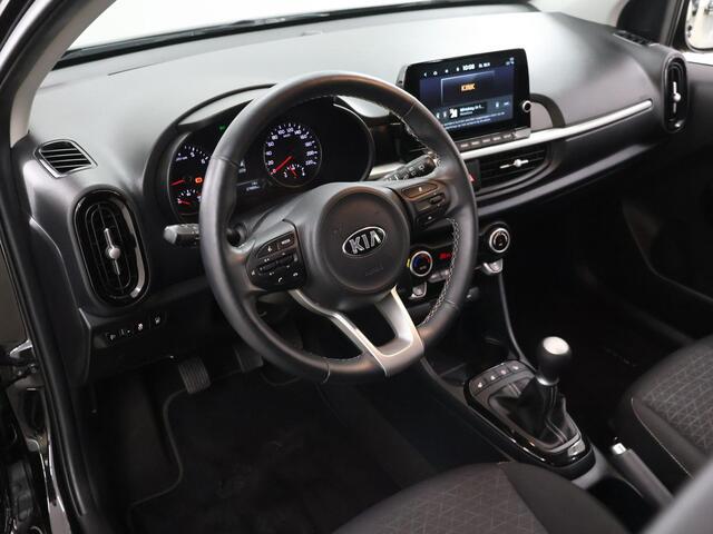 KIA PICANTO 1.0 MPi DynamicLine | 82PK | Stoel/Stuurwielverwarming | Climate Control | Privacy glas | Navigatie | Parkeercamera |