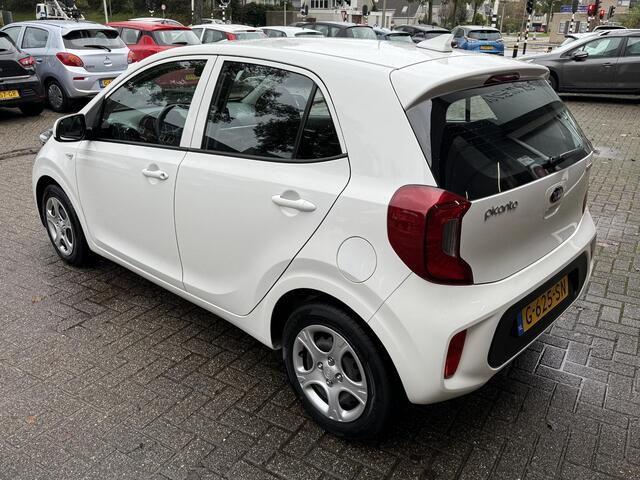 KIA PICANTO 1.0 MPi ComfortPlusLine / Airco/ Apple carplay/ Camera/ Elektrische ramen