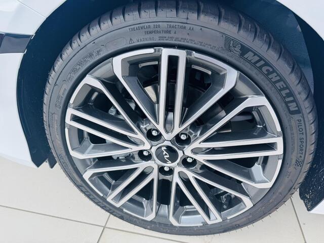 KIA PRO CEE D ProCeed 1.5 T-GDi GT-PlusLine Showroomvoordeelauto !! NW Geregistreerd !