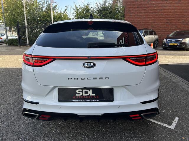 KIA PRO CEE D ProCeed 1.6 T-GDI GT // FULL LED // PANO/SCHUIFKANTELDAK // ADAPTIV CRUISE // NAVI + CARPLAY // CAMERA // MEMORY SEAT