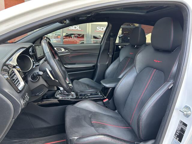 KIA PRO CEE D ProCeed 1.6 T-GDI GT // FULL LED // PANO/SCHUIFKANTELDAK // ADAPTIV CRUISE // NAVI + CARPLAY // CAMERA // MEMORY SEAT