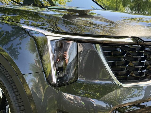 KIA SORENTO 1.6 T-GDi Plug-in Hybrid 4WD ExecutiveLine 7p. | Direct uit voorraad leverbaar! | 10 jaar garantie | Info Bas: 0492-588982 Info Bas: 0492-588982