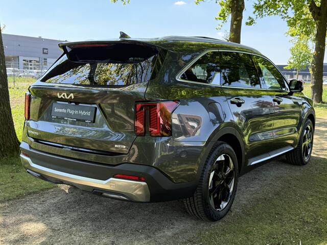 KIA SORENTO 1.6 T-GDi Plug-in Hybrid 4WD ExecutiveLine 7p. | Direct uit voorraad leverbaar! | 10 jaar garantie | Info Bas: 0492-588982 Info Bas: 0492-588982