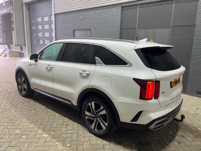 KIA SORENTO 1.6 T-GDI Plug-in Hybrid 4WD DynamicPlusLine | 7P | Panoramadak | Trekhaak | Bose Audio | Vol-Leder | ACC
