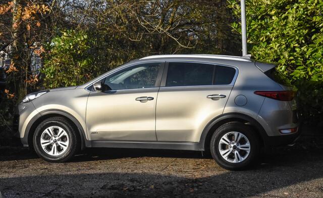 KIA SPORTAGE 1.6 T-GDI 4WD DynamicPlusLine autyomaat / camera / verwarmd stuur / stoelverwarming / lane assist / climate control / cruise control / AUX/USB / navigatie