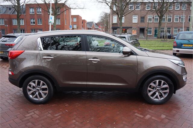 KIA SPORTAGE 1.6 GDI X-treme DynamicLine NAVI TEL CRUISECONT CAMERA TREKHAAK......