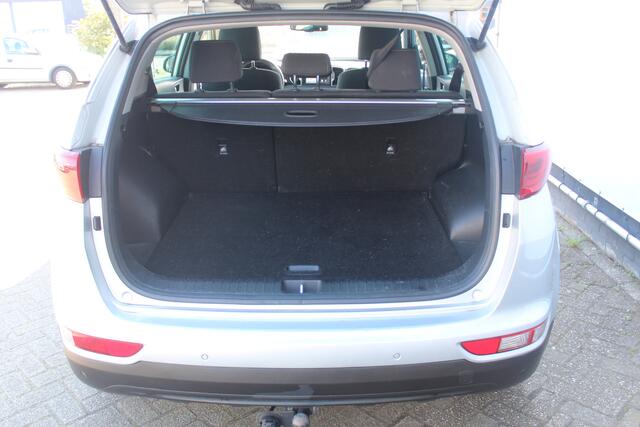 KIA SPORTAGE 1.6 GDI DynamicLine Trekhaak l Navi | Climate | Camera lAppleCarPlay/AndroidAuto