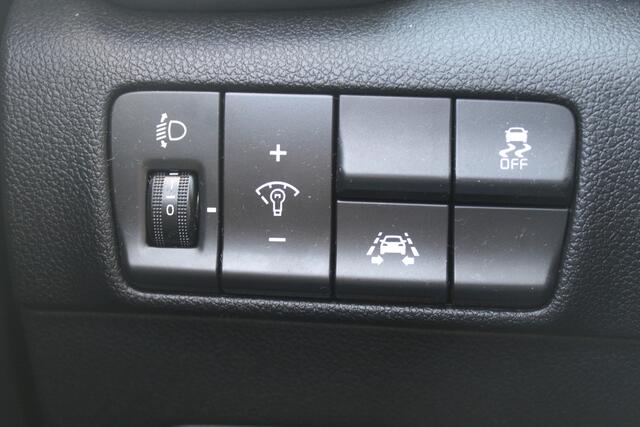 KIA SPORTAGE 1.6 GDI DynamicLine Trekhaak l Navi | Climate | Camera lAppleCarPlay/AndroidAuto