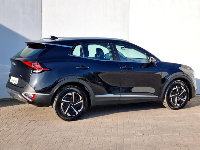 KIA SPORTAGE 1.6 T-GDi Hybrid DynamicLine Automaat / 1.650 KG Trekgewicht / Navigatie / Camera / Cruise Control Adaptief /