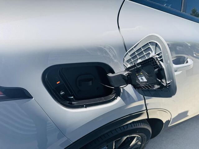 KIA SPORTAGE 1.6 T-GDi Plug-in Hybrid AWD Dark Edition Demo auto | km stand kan iets variëren | Informeer of de auto aanwezig is !