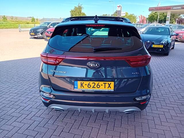 KIA SPORTAGE 1.6 T-GDI GT-Line Automaat, Airco(automatisch),Panorama schuifdak, Multimediasysteem, Carplay/Android auto, Navigatie, Parkeersensoren, Camera, Stoelverwarming, Stuurwiel verwarmd, Cruise control, Keyless, etc, etc, Zeer mooie auto, Dealer onderhouden, Ki