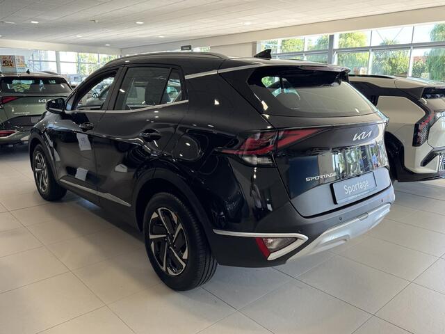 KIA SPORTAGE 1.6 T-GDi Hybrid DynamicLine