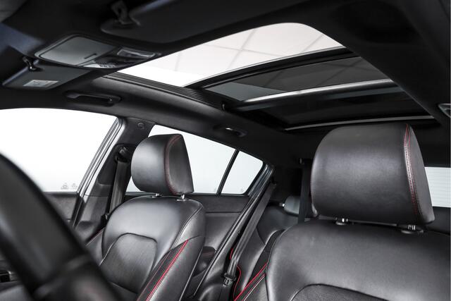 KIA SPORTAGE 1.6 T-GDI 177 PK GT-Line - automaat | S/K-Panodak | Cruise | PDC | Camera | NAV+App. Connect | ECC | LM 19" |