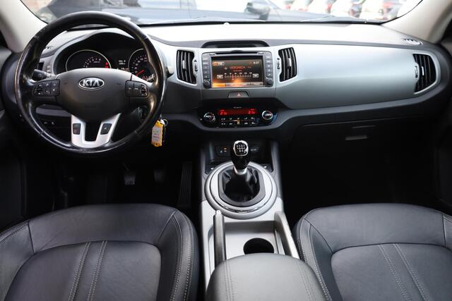 KIA SPORTAGE 1.6 GDI ExecutiveLine CAMERA TREKHAAK-AFN LEER 4xSTOELVERW. CRUISE NAVI 17"LMV AUTOPARK ENZ.