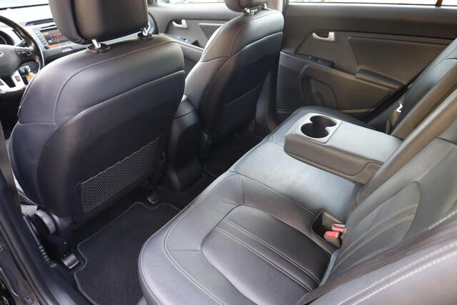 KIA SPORTAGE 1.6 GDI ExecutiveLine CAMERA TREKHAAK-AFN LEER 4xSTOELVERW. CRUISE NAVI 17"LMV AUTOPARK ENZ.