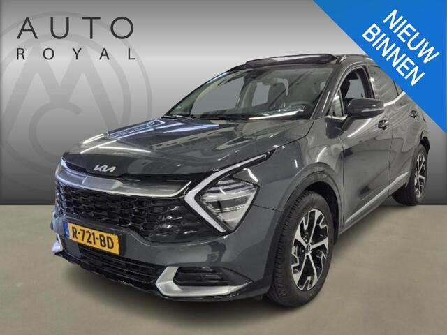 KIA SPORTAGE 1.6 T-GDi Hybrid DynamicPlusLine AWD | GRADEN CAMERA | ELEKTRISCH VERSTELBARE STOELEN | STOELVERWARMING | STUURVERWARMING | PANORAMADAK | NAVIGATIE | ALCANTARA INTERIEUR | LED | DODEHOEK DETECTIE | | APPLE CARPLAY / ANDROID AUTO | ADAPTIEVE CRUISECONTROL