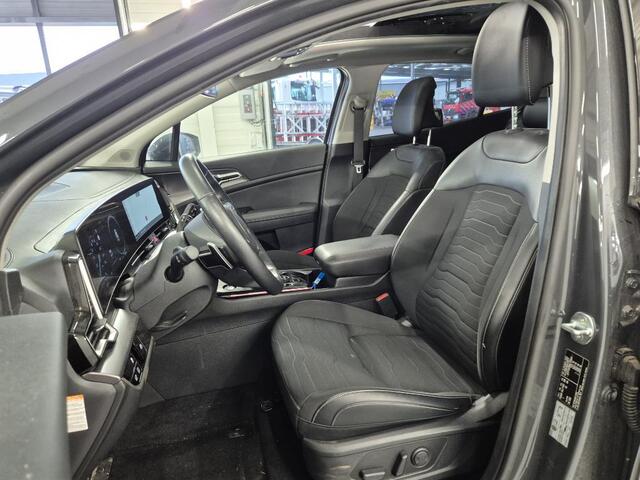KIA SPORTAGE 1.6 T-GDi Hybrid DynamicPlusLine AWD | GRADEN CAMERA | ELEKTRISCH VERSTELBARE STOELEN | STOELVERWARMING | STUURVERWARMING | PANORAMADAK | NAVIGATIE | ALCANTARA INTERIEUR | LED | DODEHOEK DETECTIE | | APPLE CARPLAY / ANDROID AUTO | ADAPTIEVE CRUISECONTROL