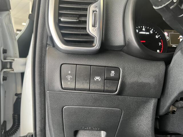 KIA SPORTAGE 1.6 T-GDI 4WD GT-Line AUTOMAAT| Stoel+ Stuurverwarming| Navigatie| Achteruitrijcamera | 19 Inch lm velgen| Smart key| Volledig lederen bekleding