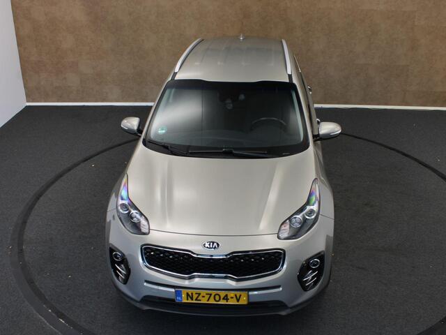 KIA SPORTAGE 1.6 GDI DynamicLine - ORIGINEEL NEDERLANDSE AUTO - AFKOMSTIG VAN 2E EIGENAAR - COMPLETE ONDERHOUDSHISTORIE AANWEZIG - VASTE TREKHAAK - TREKGEWICHT 1400 KG - PARKEERSENSOREN ACHTER - CLIMATE CONTROL - 17 INCH LICHT METALEN VELGEN - NAVIGATIE - CRUISE CONTR