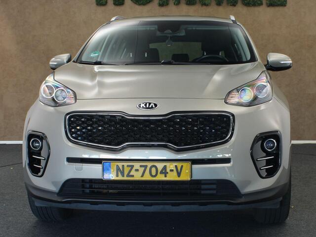 KIA SPORTAGE 1.6 GDI DynamicLine - ORIGINEEL NEDERLANDSE AUTO - AFKOMSTIG VAN 2E EIGENAAR - COMPLETE ONDERHOUDSHISTORIE AANWEZIG - VASTE TREKHAAK - TREKGEWICHT 1400 KG - PARKEERSENSOREN ACHTER - CLIMATE CONTROL - 17 INCH LICHT METALEN VELGEN - NAVIGATIE - CRUISE CONTR