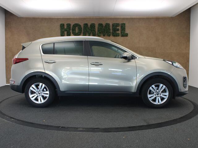 KIA SPORTAGE 1.6 GDI DynamicLine - ORIGINEEL NEDERLANDSE AUTO - AFKOMSTIG VAN 2E EIGENAAR - COMPLETE ONDERHOUDSHISTORIE AANWEZIG - VASTE TREKHAAK - TREKGEWICHT 1400 KG - PARKEERSENSOREN ACHTER - CLIMATE CONTROL - 17 INCH LICHT METALEN VELGEN - NAVIGATIE - CRUISE CONTR
