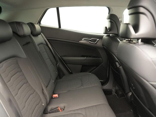 KIA SPORTAGE 1.6 T-GDi DynamicLine Dealer O.H | Adaptive Cruise | Stoelen & Stuur Verwarmd | Apple Carplay | Blis | Camera | Keyless | Navigatie | Virtual | DAB |