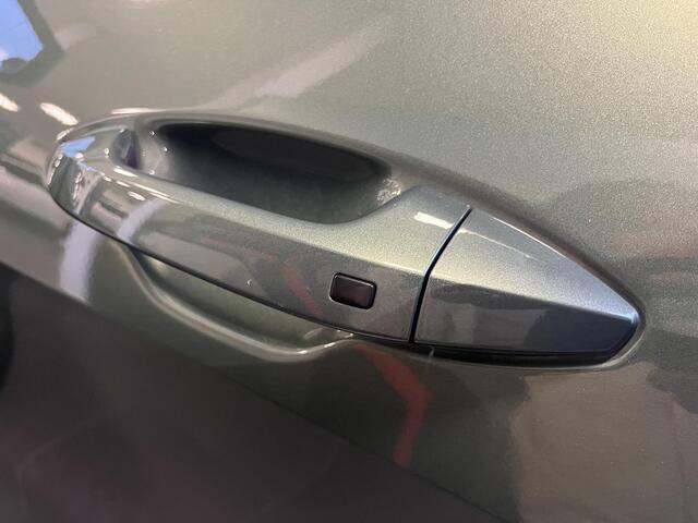 KIA SPORTAGE 1.6 T-GDi Hybrid GT-Line met Trekhaak, Schuif- en Kanteldak, Dodehoekdetectie, Adaptieve Cruise Control, Stuur en Verwarming